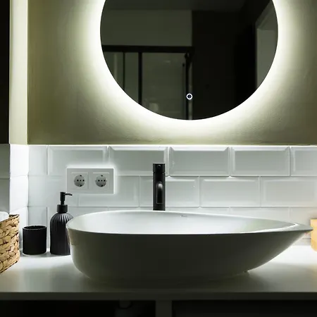 Cozy In Zverynas Апартаменты Вильнюс